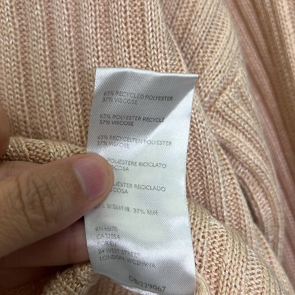 Urban Outfitters - Cream Ribbed Distressed Crop Long Sleeve Sweater Size Small - Picture 10 of 12